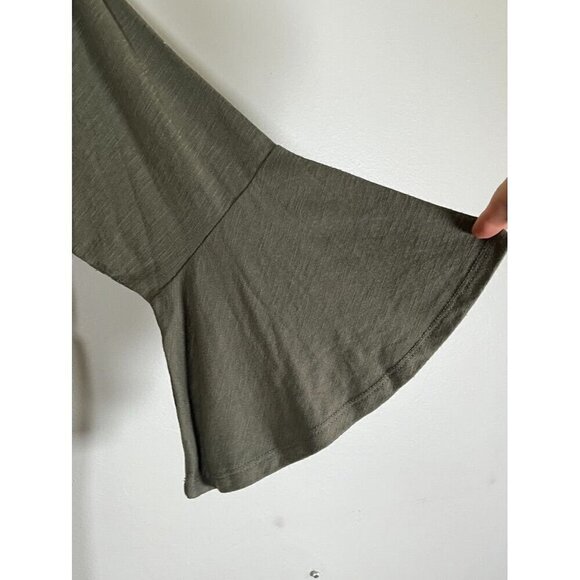 Torrid Floral Top 14 Green Peasant Embroidery Boho Western Neutral Feminine Chic - Picture 3 of 11